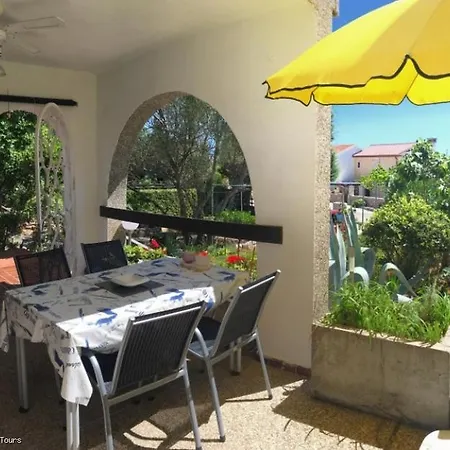 Darko Apartmán